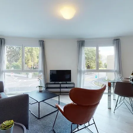 Furnished #109 - Swiss Apartment